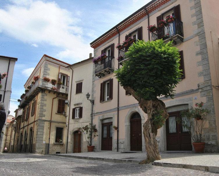 Borgo San Pietro Bed and Breakfast Agnone Esterno foto